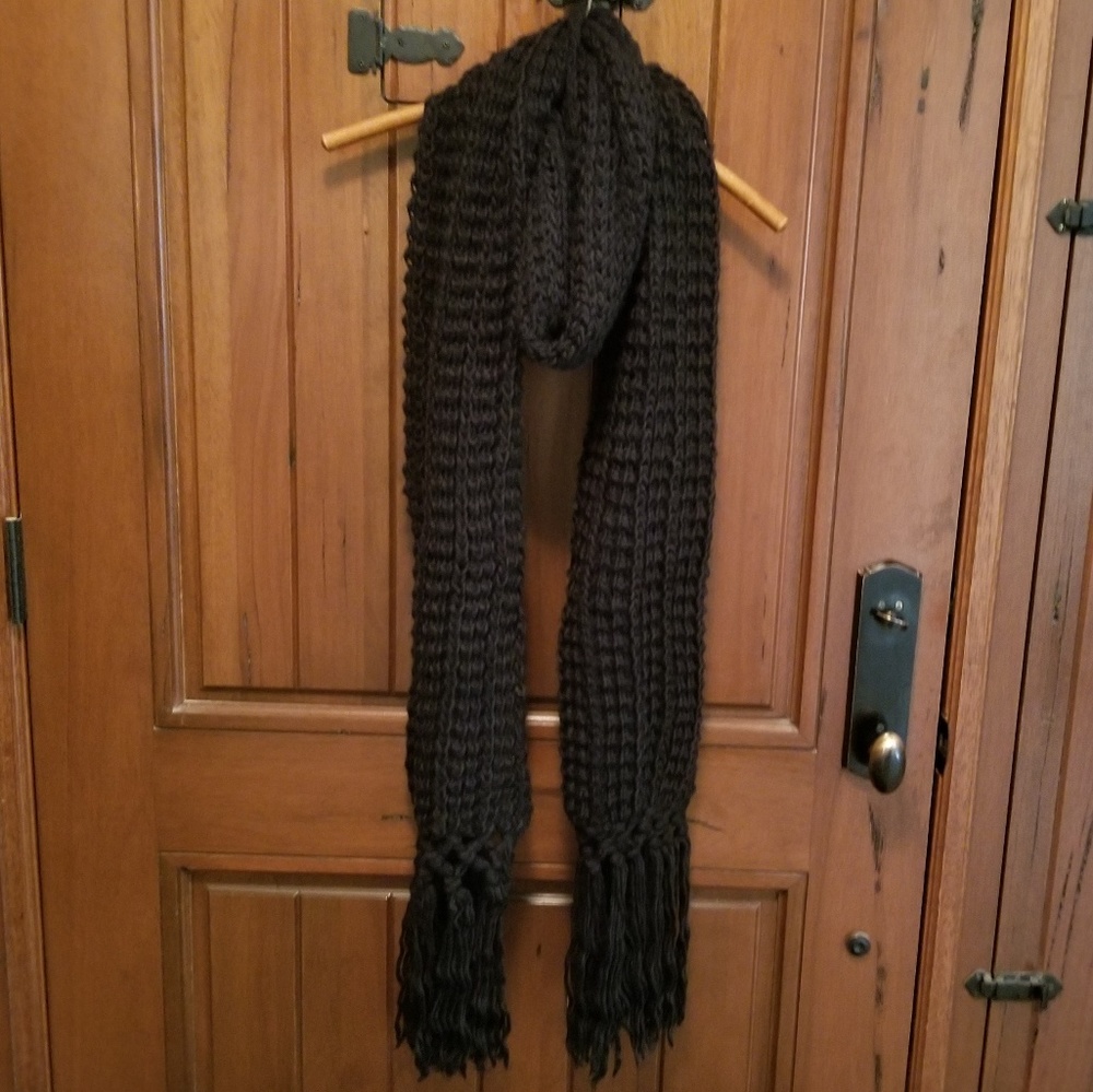 Leto Collection Scarf